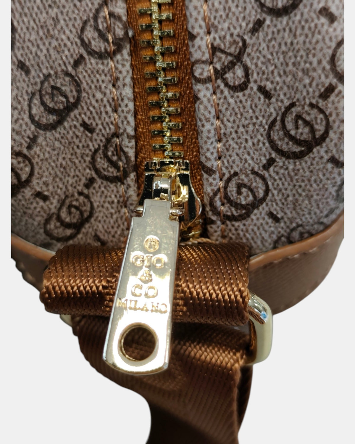 Giò & Co Milano Borsa Tracolla Donna GC-54 Modello Postina - Beige Scuro Sabbia
